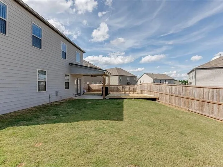 2055 Sorrento Ct — Photo 17