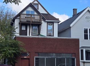 1824 W State St, Milwaukee, WI 53233