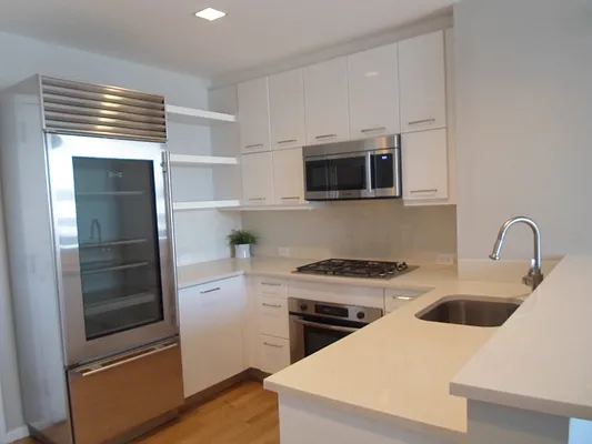 Sold by Manhattan Network Inc. | media 6
