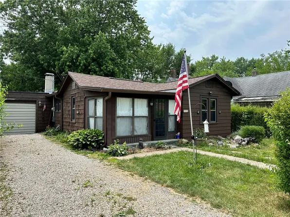 220 W Dole St, Paris, IL 61944