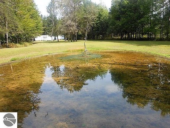4th image of 117 Sugar River Rd