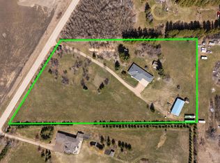 19403 Fort Rd NE, Edmonton, AB T5Y 6H2