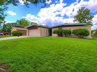 293 Victor St, Aurora, CO 80011