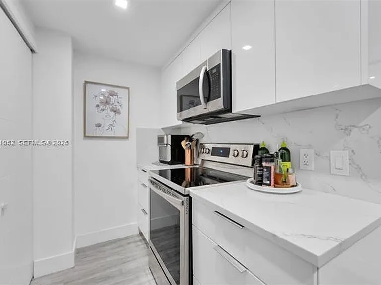 701 Brickell Key Blvd #1506 — Photo 10