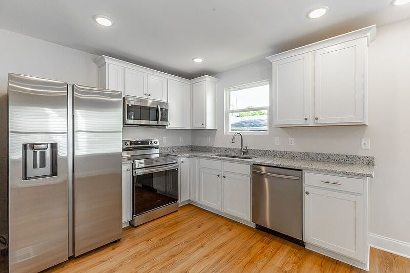 1st image of 2005 S Lyerly St #A