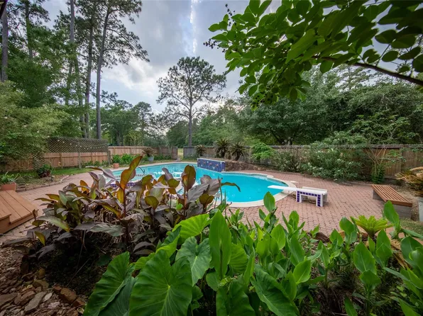 10 Featherfall Pl, Spring, TX 77381