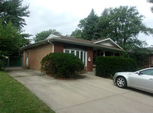 16520 Brockton Ln, Oak Forest, IL 60452
