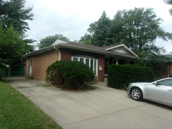 16520 Brockton Ln, Oak Forest, IL 60452