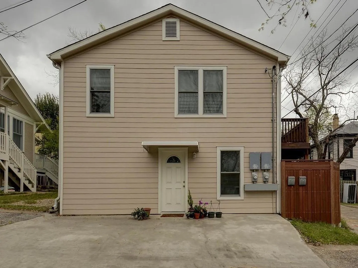 601 Bellevue Pl Unit D — Photo 3