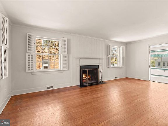 4th image of 4607 Drexel Rd
