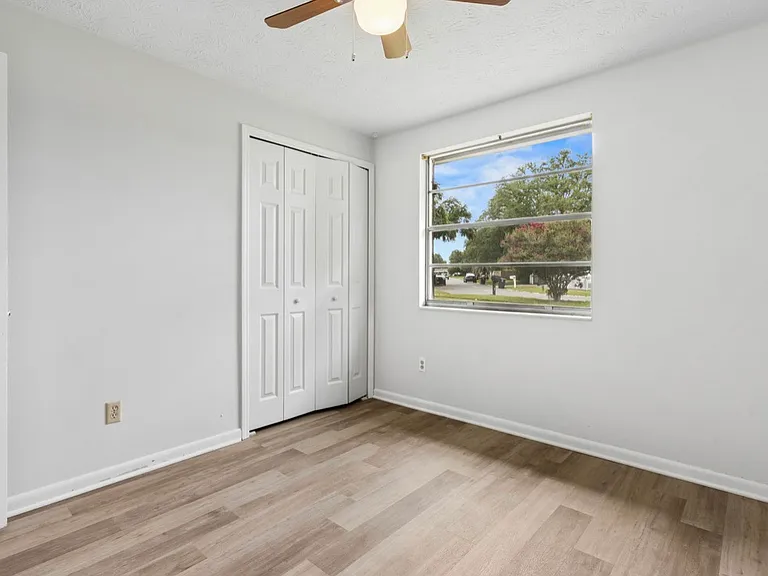 8428 Red Holly Ln — Photo 14