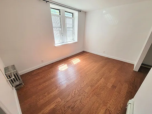 Rented by Bruma Realty LLC | media 3