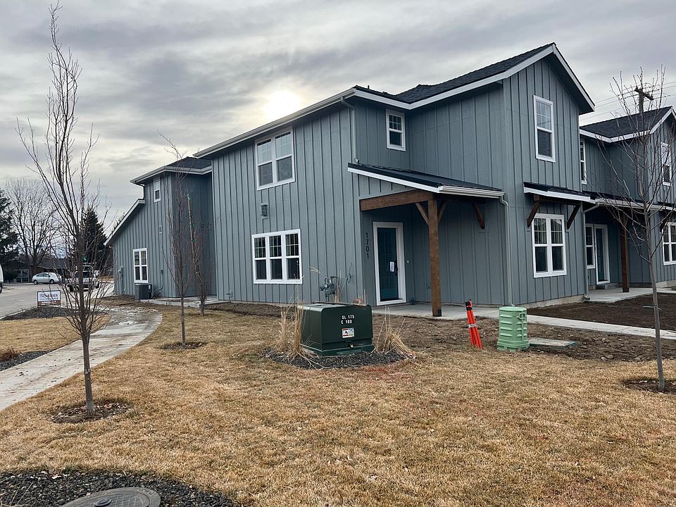 1701 E. Cutgrass