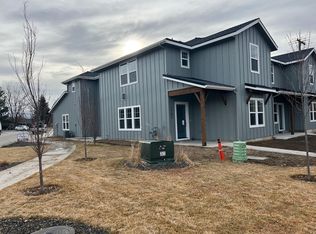 1701 E Cutgrass Ln, Eagle, ID 83616