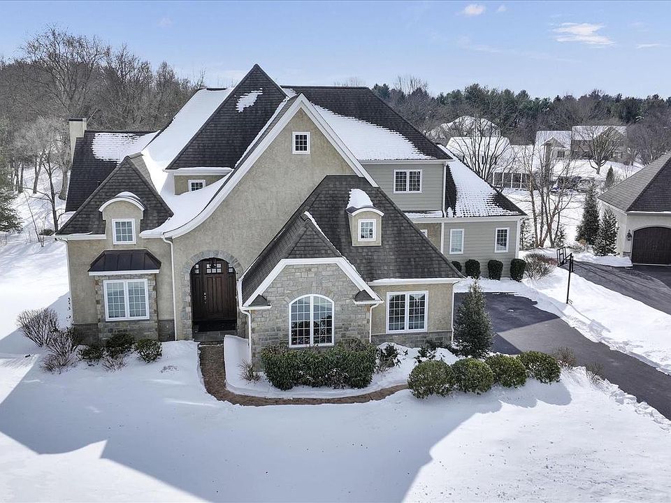 1st image of 378 Fern Ln