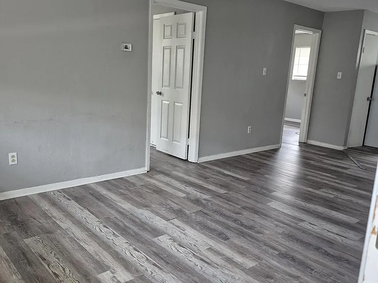 818 W 28th Ave #B22 — Photo 3