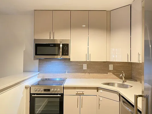 Rented by Compass | media 1