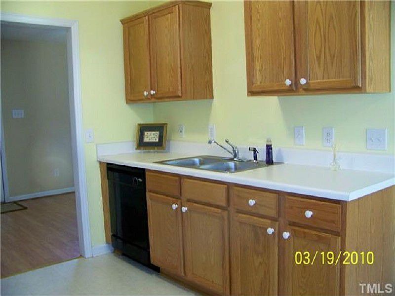 2nd image of 201 Cambridge Elm Dr
