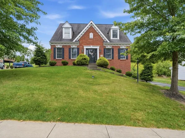 5020 Stags Leap Ln, Coraopolis, PA 15108