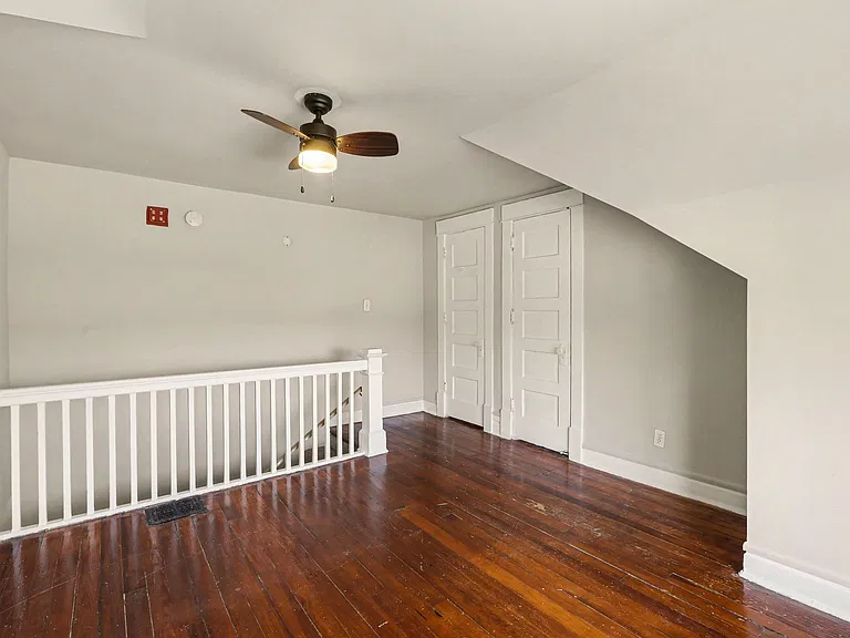 2ND LEVEL BEDROOM 2