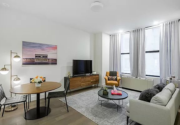 2nd image of 25 Broad St APT 10A