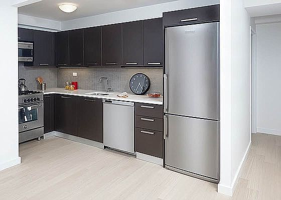 2nd image of 222 E 39th St APT 13G