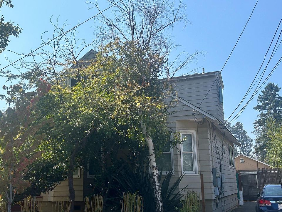 2nd image of 739 Laurel Ave