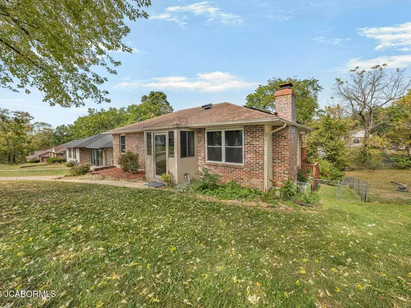 1814 Sherrick Ct, Jefferson City, MO 65109