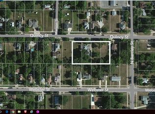 410 Quincy St, Waterloo, IA 50703