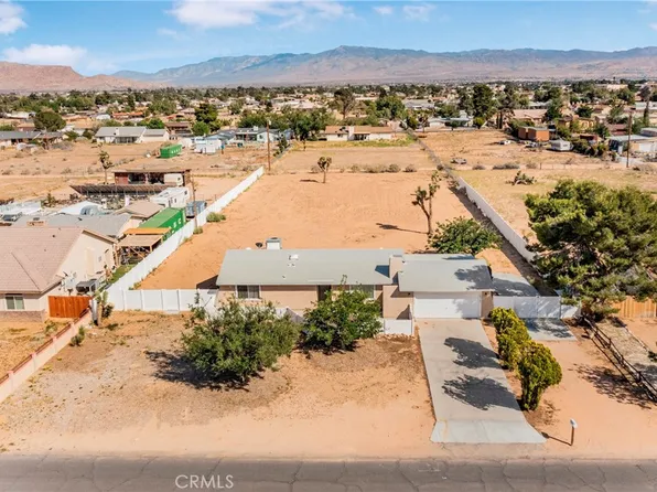 14317 Jicarilla Rd, Apple Valley, CA 92307