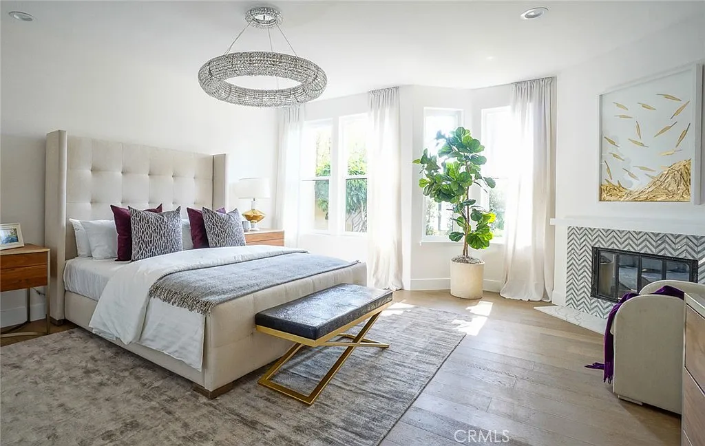 3 bed, 2557 sqft, $13,000 — Photo 1