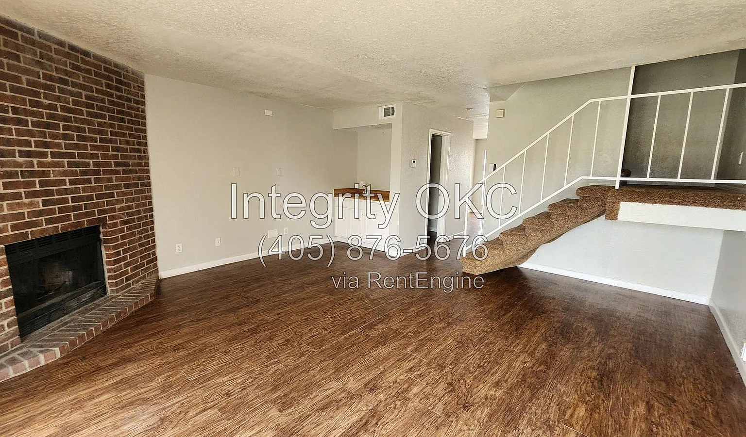 2 bed, 2.5 bath, 1332 sqft, $1,100 — Photo 3