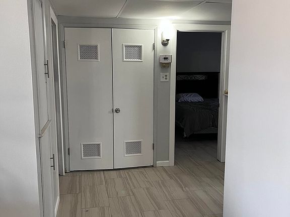 3rd image of 5219 Jerry Dr