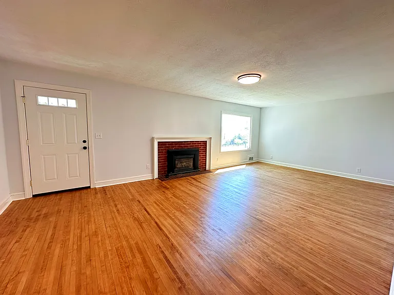2057 Lee Jackson Hwy — Photo 12
