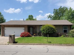 683 E Glenpool Blvd S, Glenpool, OK 74033
