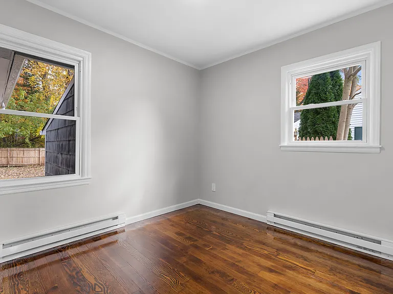210 Handel Rd — Photo 15