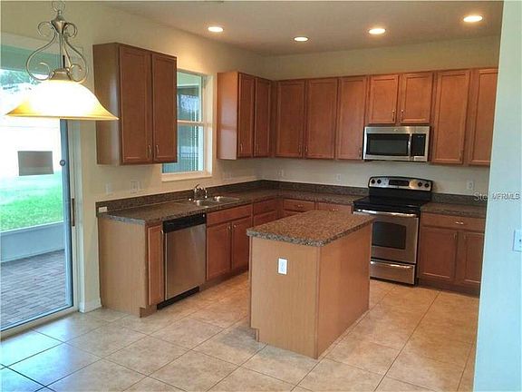 3rd image of 650 Lost Grove Cir