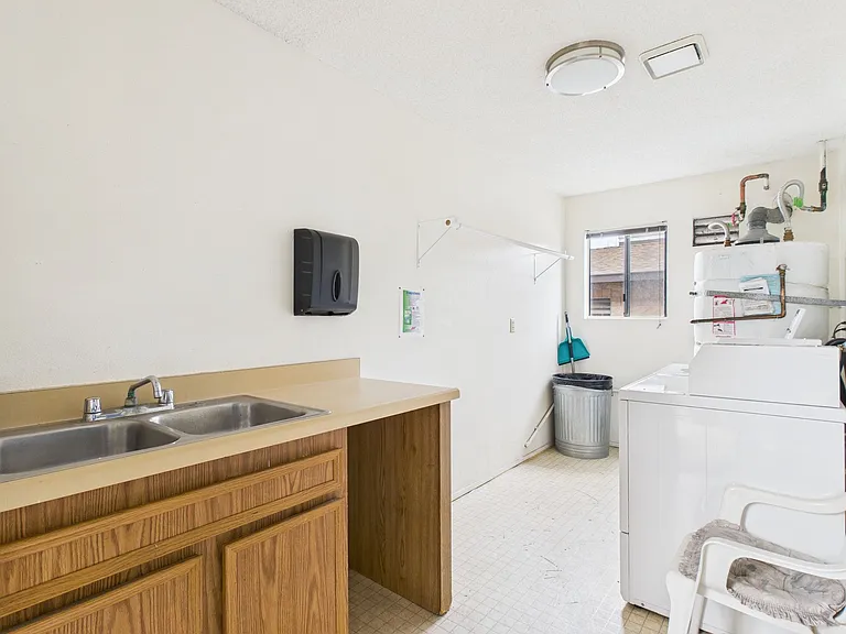411 Park Way — Photo 25