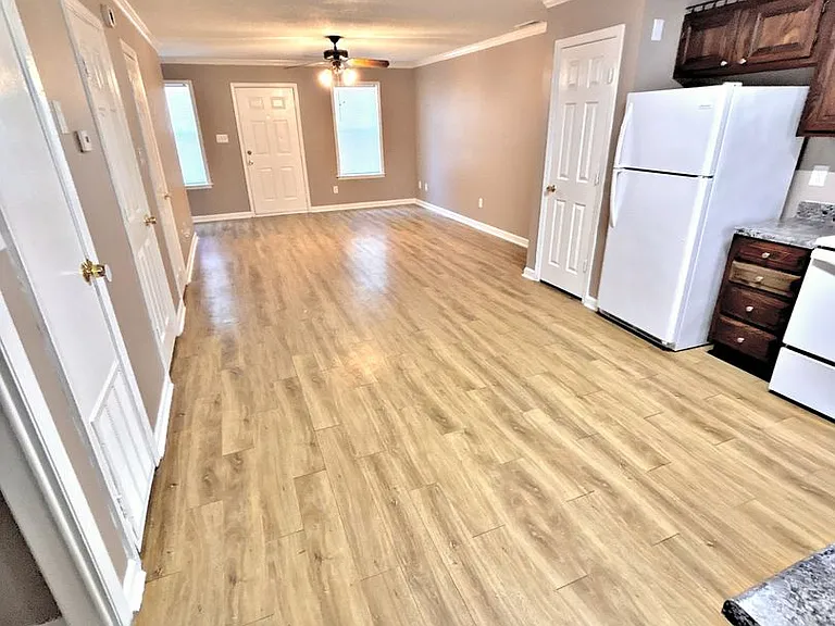 2826 Wimberly Dr SW — Photo 3