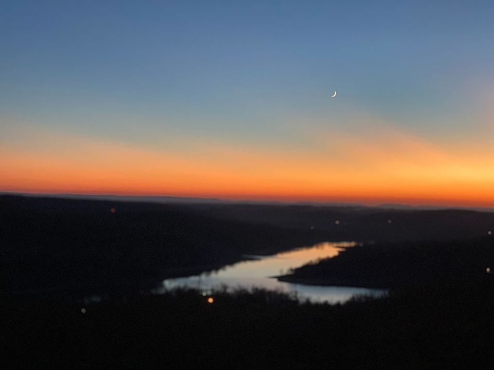 1st image of 14044 Skyline Dr