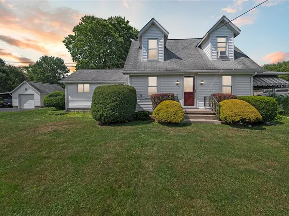 281 Forks Church Rd, Leechburg, PA 15656