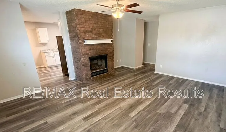 4416 W Acoma St — Photo 13