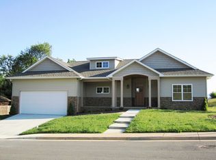 2408 Belvue Rd, Waynesboro, VA 22980