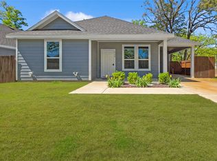 6104 Chickasaw Dr, Mabank, TX 75156