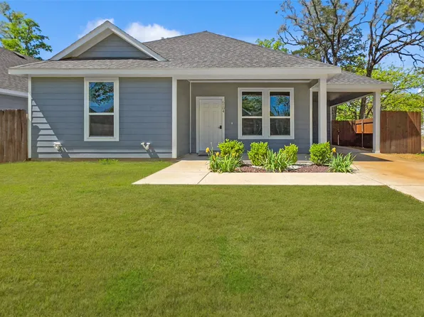 6104 Chickasaw Dr, Mabank, TX 75156