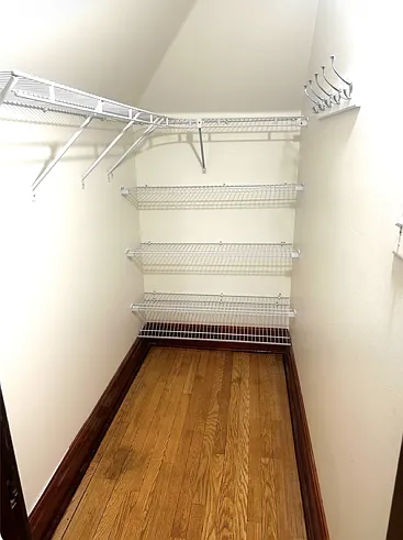 824 Michigan Ave #2 — Photo 3