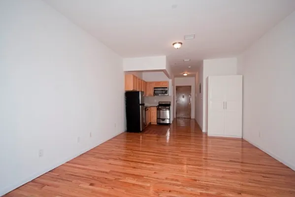 Rented by J Misrahi Realty Corp | media 20