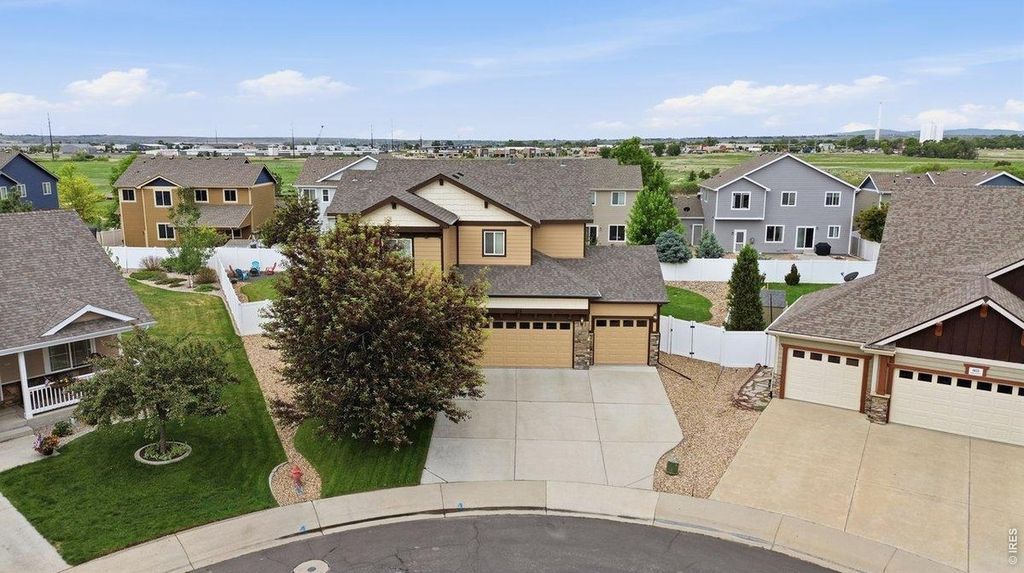 623 Goose Lake Ct