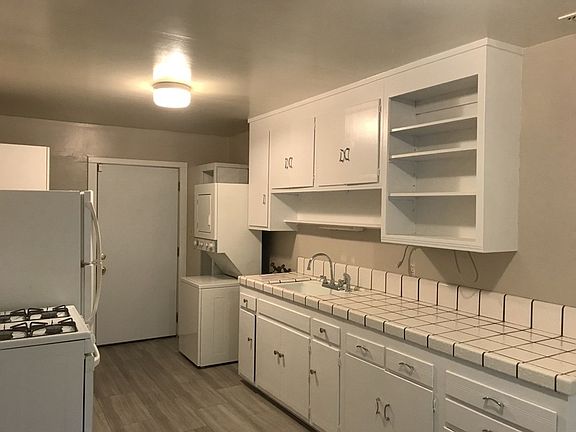 5th image of 317-319 D St #317