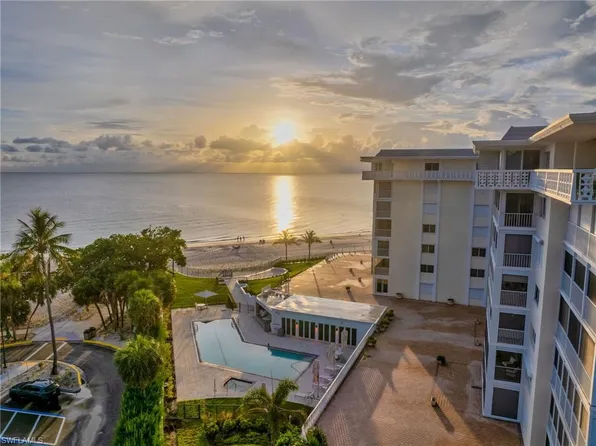3401 Gulf Shore BLVD N #205, NAPLES, FL 34103